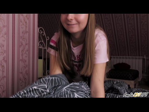 ❤️ Nitsentsitra lalina ny BFF-ny i Blondie ary niditra tao am-bavany ❤️ Vokatra vetaveta vk amin'ny mg.yh9n.top